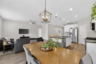 11113 Spring Point Cir, Riverview, FL 33579 - Photo 21