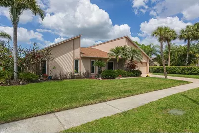 6104 Schooner Way, Tampa, FL 33615 - Photo 3