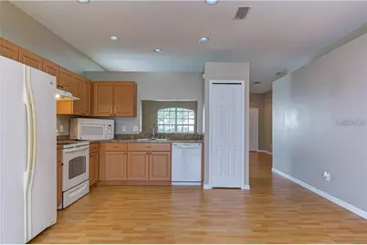 4732 Red Pine Way, Wesley Chapel, FL 33545 - Photo 13