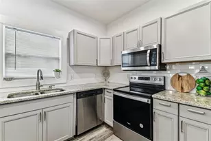 904 E Hamilton Ave, Tampa, FL 33604 - Photo 29