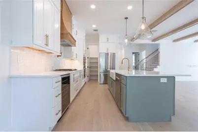 1851 Mississippi Avenue NE, Saint Petersburg, FL 33703 - Photo 7