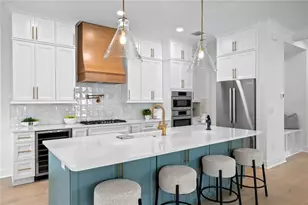 1851 Mississippi Ave NE, Saint Petersburg, FL 33703 - Photo 5