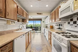 6070 80th St N, Saint Petersburg, FL 33709 - Photo 25