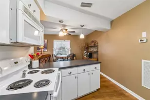 7253 Tarrytown Dr, Spring Hill, FL 34606 - Photo 17