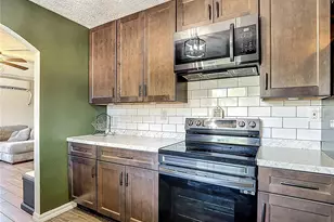 5335 Lemon Ave, Seffner, FL 33584 - Photo 23