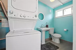 4420 Neptune Dr SE, Saint Petersburg, FL 33705 - Photo 17