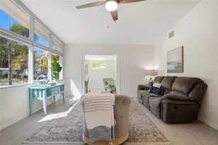 4420 Neptune Dr SE, Saint Petersburg, FL 33705 - Photo 5