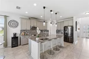 9714 Provencal Ave, Seffner, FL 33584 - Photo 17