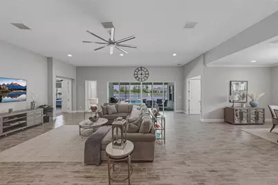 5623 Wayfarer Avenue, Apollo Beach, FL 33572 - Photo 21
