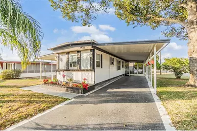 37321 8th Avenue, Zephyrhills, FL 33542 - Photo 1