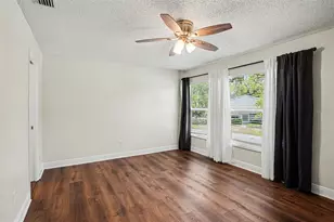 14733 Pine Glen Cir, Lutz, FL 33559 - Photo 11