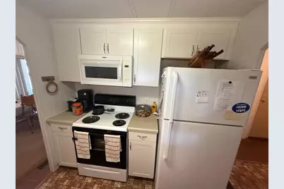 4710 Orange Blossom Drive, Zephyrhills, FL 33542 - Photo 17