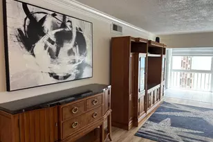 121 Island Way, Clearwater Beach, FL 33767 - Photo 5