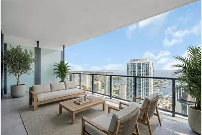 275 1st Avenue S #3704, Saint Petersburg, FL 33701 - Photo 3