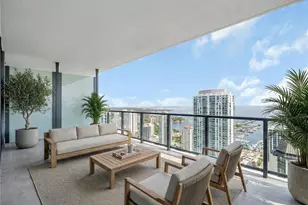 275 1st Ave S, Saint Petersburg, FL 33701 - Photo 3