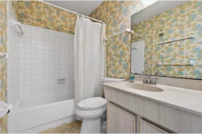 5970 80th Street N #102, Saint Petersburg, FL 33709 - Photo 15