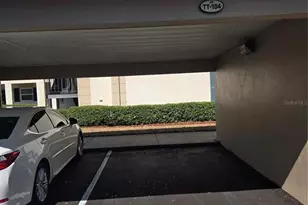 10350 Carrollwood Ln, Tampa, FL 33618 - Photo 17