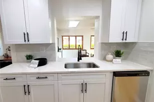 835 Anchorage Ln, Palm Harbor, FL 34685 - Photo 13