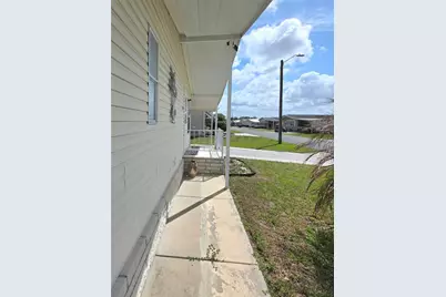 36743 Tara Avenue, Zephyrhills, FL 33542 - Photo 9
