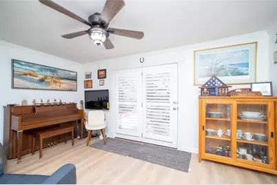 989 8th Avenue NE, Largo, FL 33770 - Photo 17