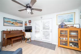 989 8th Ave NE, Largo, FL 33770 - Photo 17