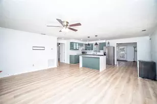 989 8th Ave NE, Largo, FL 33770 - Photo 3