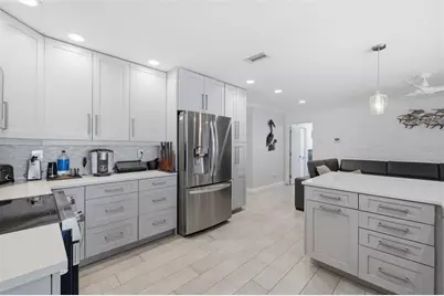 2240 Willowbrook Drive, Clearwater, FL 33764 - Photo 9