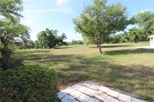 2202 Clubhouse Dr, Sun City Center, FL 33573 - Photo 25