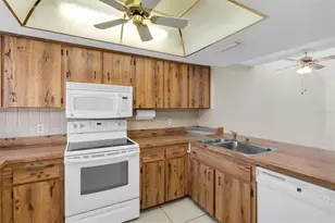 2216 Oak Wind Dr, Holiday, FL 34691 - Photo 11
