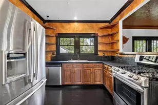 810 W River Heights Ave, Tampa, FL 33603 - Photo 17