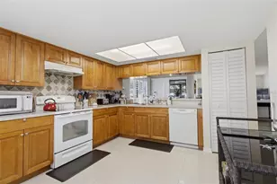 2701 Countryside Blvd, Clearwater, FL 33761 - Photo 3