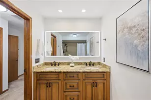 16704 Vallely Dr, Tampa, FL 33618 - Photo 21