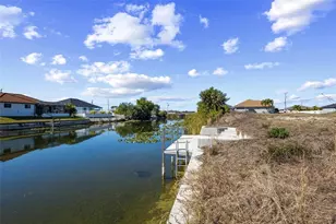704 NW 9th St, Cape Coral, FL 33993 - Photo 1