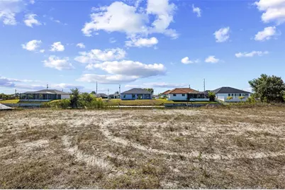 704 NW 9th Street, Cape Coral, FL 33993 - Photo 9