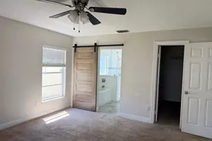 8753 Hampden Dr, Tampa, FL 33626 - Photo 15
