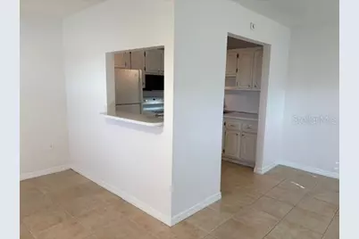 201 Kings Boulevard #19, Sun City Center, FL 33573 - Photo 7