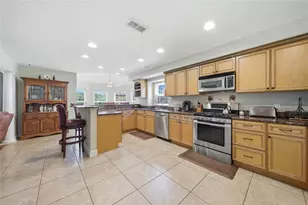 32640 Blueberry Hl Wy, Dade City, FL 33523 - Photo 11