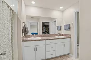 509 Royal Empress Dr, Ruskin, FL 33570 - Photo 17