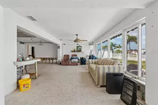 15 Bellevue Dr, Treasure Island, FL 33706 - Photo 17