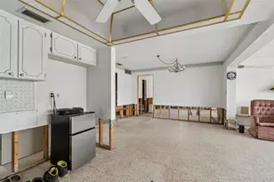 15 Bellevue Dr, Treasure Island, FL 33706 - Photo 13