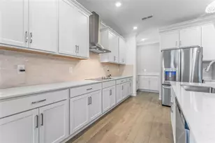 18255 Serene Lake Loop, Lutz, FL 33548 - Photo 9