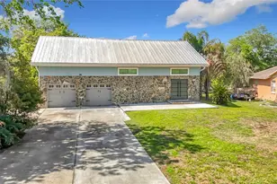 2445 Glenview Dr, Land O Lakes, FL 34639 - Photo 5