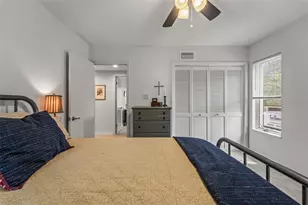 12869 Poinsettia Ave, Seminole, FL 33776 - Photo 25