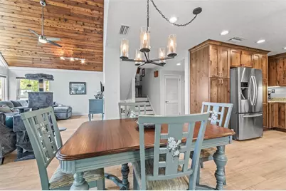 12869 Poinsettia Avenue, Seminole, FL 33776 - Photo 11