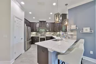 682 Chipper Dr, Sun City Center, FL 33573 - Photo 17
