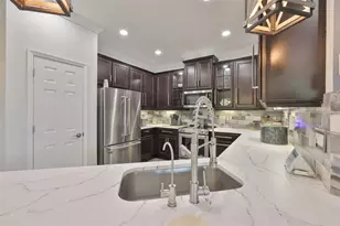 682 Chipper Dr, Sun City Center, FL 33573 - Photo 15