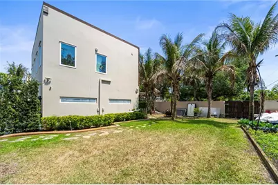 2520 Gomaz Way S, Saint Petersburg, FL 33712 - Photo 79