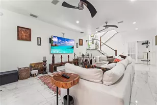 2520 Gomaz Way S, Saint Petersburg, FL 33712 - Photo 15
