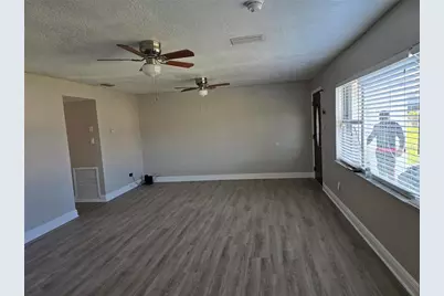 2538 W Hiawatha Street, Tampa, FL 33614 - Photo 3