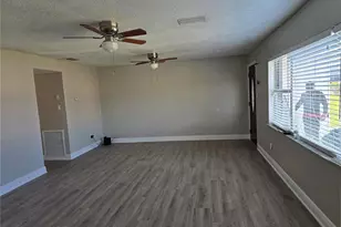 2538 W Hiawatha St, Tampa, FL 33614 - Photo 3